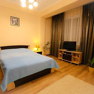 Апартаменты Nadezhda In House Estate Mechta, Алматы
